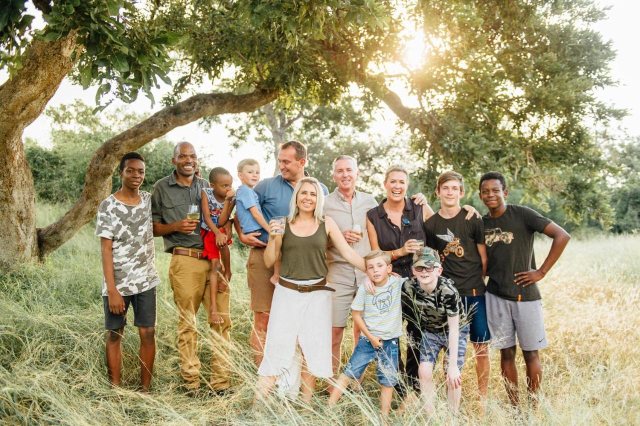 הוילה שמורת הציד טימבאבאטי Tanda Tula Safari Camp מראה חיצוני תמונה